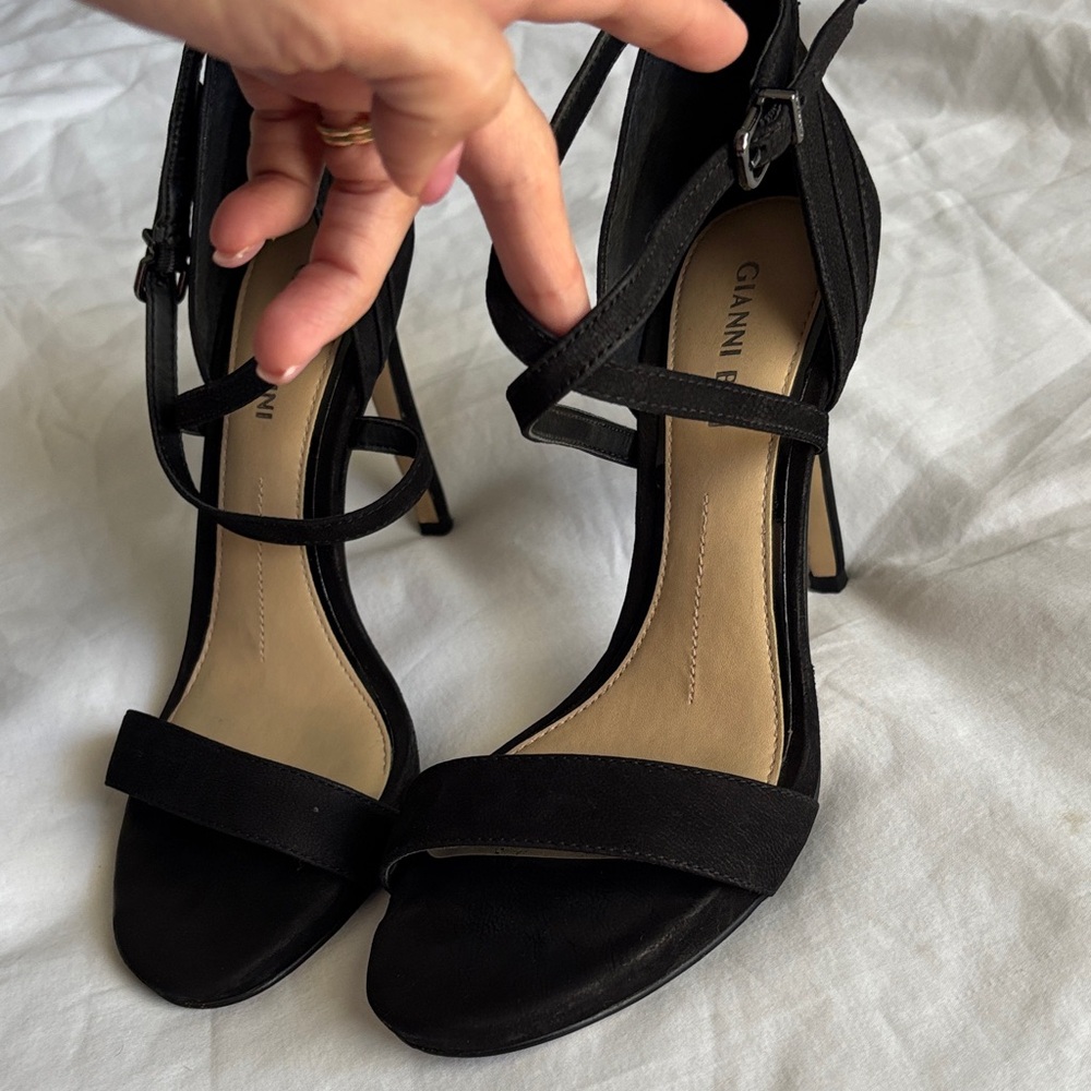 Gianni Elegant Black Strappy Heels